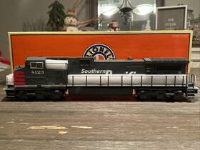 6-28374 Lionel Legacy Southern Pacific Dash-9 Diesel Engine #8123 Lighty Used