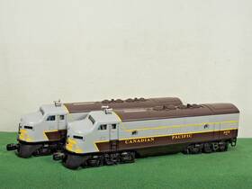 6-38104 Lionel 38105 Canadian Pacific F-3 Aa Emd Diesel Locomotive And 5 O Scale Tmcc 6-38104 Lionel 38105 Canadian Pacific F-3 Aa Emd Diesel Locomotive And 5 O Scale Tmcc