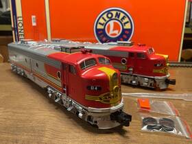 6-81219 Lionel Atsf Santa Fe Legacy E8 Aa Set #84 Powered And #87 Unpowered