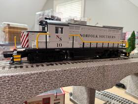 6-82173 Lionel Lionchief Plus Norfolk Southern Gp20 Diesel #20 O-gauge Ln With Box
