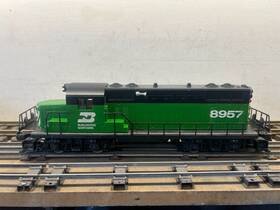 6-8957 Lionel #6-8957 Burlington Northern Gp-20 Diesel Locomotive C7 Ex Cond