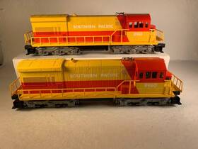 6-8960 Lionel 6-8960/61 6-8960/8961 Southern Pacific U36c Diesel Pair Powered And Unpowered Obs