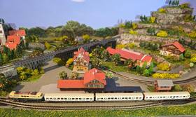 8839 M Rklin 8779 Z Scale Electric Locomotive Trainset # Ex/box