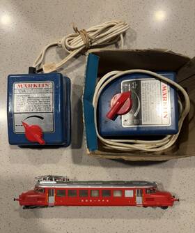 E71970 M Rklin Red Arrow 6450 And 6507 Transformers
