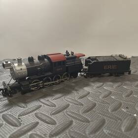 322-30 Mantua Ho Scale Erie 2-8-2 Steam Locomotive With Tender #1608