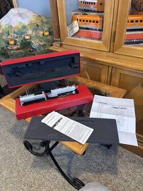 340001 Mantua 4-6-2 Pacific With Vandy Tender - Union H0 Classics Item