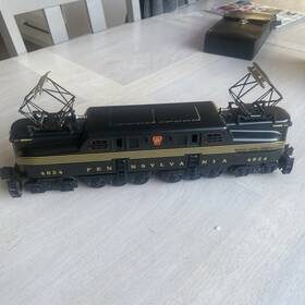 30-2506 Mth Railking Pennsylvania Green Stripe Gg-1 Electric Engine #4824. Ln