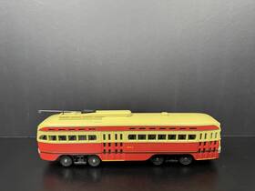 30-2543-1 Mth Pittsburgh Pcc Electric Street Car Chassis #1711 For Parts