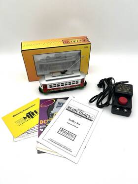 30-5254 Mth Railking Christmas Bump-n-go Trolley With Manual And Controller