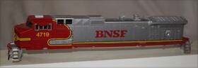 4719 Mth Dash 9 Diesel Locomotive Shell And Frame Santa Fe Bnsf #4719 - Ho Gauge