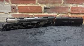 80-3281-1 Mth Trains Ho Union Pacific 4-8-8-4 Big Boy Steam Locomotive #3975