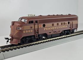 3300-002 Pemco Ho Pennsylvania Railroad F-9 Diesel Locomotive #5900