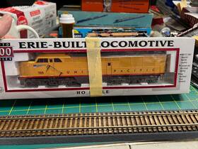 23899 Proto 1000 Ho Scale Erie-built Union Pacific Diesel Locomotive #705 Runs Well
