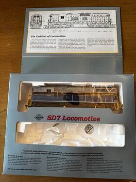 30154 Proto 2000 Series Sd7 Locomotive. Central Of Georgia. Weathered. Runs Great