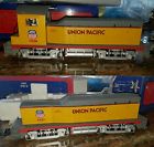 R-22008 R-22007 Scale Outdoor Usa Trains 22007 22008 Cow Calf G Emd Nw-2 Union Pacific Diesel 1026 1027