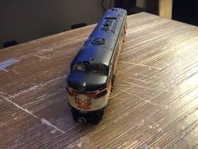 14509 Rapido Ho Scale Fl9 Diesel Train