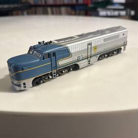 6166 Rivarossi Ho Delaware And Hudson Emd E-8a Dummy Locomotive #19