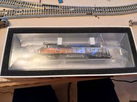Sxt39399 Scaletrains N Scale Milwaukee Road Sd40-2#181 With Dcc Sound Ln