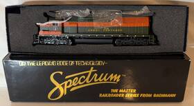 11627 Spectrum Ho Scale Great Northern Emd Sd45 Diesel Locomotive #418