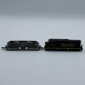 Trix 2961 Minitrix N Scale Union Pacific Diesel Locomotive And Life Like Santa Fe Read