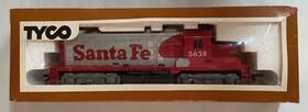 228-22 Tyco Ho Scale Gp20 Santa Fe Atsf 5628 Diesel Locomotive In Box Runs/travels