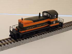 910-9214 Walthers Mainline Emd Sw-1 Great Northern 78 Locomotive Dc Powered Dcc Ready