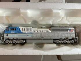 9109854 Walthers Ho Scale Union Pacific 4141 George Hw Bush Weathers Mainline Dcc/sound Ready