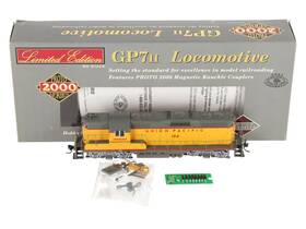 920-40476 Walthers Ho Scale Union Pacific Gp7ii Diesel Locomotive #104 With Dcc Ln