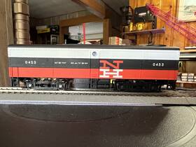 Walthers 931-276 Ho Scale Train Line #931-276 Powered New Haven Alco Fb-1 Nh 0453