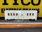 Tyco Mantua Reading Maintenance Of Way Ho Bunk Car, All Steps, Brake Wheel. Fixed Price $14.99.