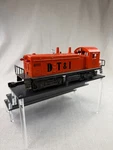 Lionel 6-8111 Gauge Dt&i NW-2 Switcher Diesel Locomotive. Fixed Price $78.00.