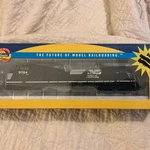 Athearn Ho Norfolk Southern Dash 9- 44CW Locomotive 9764. Fixed Price $117.00.