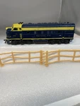 Vintage Mantua Tyco Santa Fe Locomotive -4015 Runs Needs Tlc. Fixed Price $14.95.