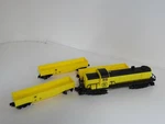Yellow Lionel Heavy Duty Cztl 1802 Engine With 3 Cars Tested. Fixed Price $599.99.