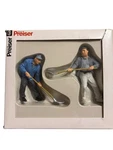 Preiser 45023 Construction Workers Figures With Shovels (set Of 2). Fixed Price $26.25.