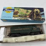 Ho Diesel Athearn Western Pacific GP-35 #3006 Engine Powered Locomotive. Fixed Price $49.99.
