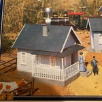 Piko 62226 Scale Uncle Sams Farmhouse Building Kit, New Original Box. Fixed Price $135.00.