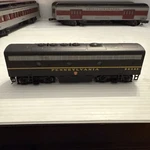 Ho Bachmann Locomotive, Pennsylvania Rail Road Unit 9648B,DUMMY . Unpowered. Fixed Price $32.00.