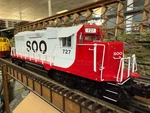 Lionel 2533955 - Legacy GP35 Diesel Locomotive "soo Line" #727 Custom Run. Fixed Price $659.99.