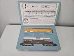 Walthers Proto 2000 E8/9 Ho Milwaukee Road Locomotive #33C Dc Item #8700. Fixed Price $90.00.
