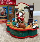 Trim Home Animated Musical Santa Elf Workshop North Pole Wind Up Christmas Dec. Fixed Price $18.99.