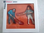 Preiser #45023 "construction Workers" (1:22.5 Scale) As-new Condition. Fixed Price $29.99.