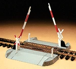 Lgb 50650 Scale Crossing Gates. Fixed Price $131.99.