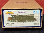 Athearn Genesis Ho Scale Tsunami Southern Pacific GP40-2 #7242. Fixed Price $252.95.