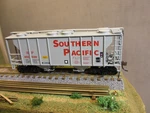 Scale Southern Pacific Covered Hopper Metal Wheels Couplers Bachmann. Fixed Price $12.99.
