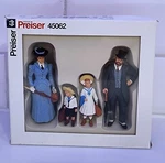 Preiser Family Passengers #45062 Scale Vintage New Box. Fixed Price $65.00.