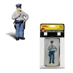 New Woodland Scenics Accents A2532 Figures Officer Duncan With Doughnut Scale. Fixed Price $24.49.