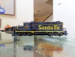 Mantua Ho Scale Santa Fe GP20 Diesel Locomotive 5628. Fixed Price $21.99.