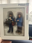 Preiser 45093 22.5 Scale Passengers For Lgb -letter Carrier And Recipient. Fixed Price $39.25.