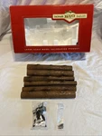 Bachmann Big Haulers Scale Skeleton Car With Logs Incomplete Parts Repair. Fixed Price $34.99.